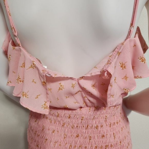 Row A spaghetti strap printed ruffle smocked mini dress size small - Picture 12 of 15